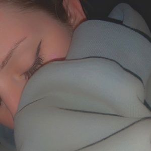 Meet your posher, Mia